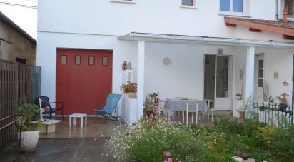 House 5 rooms of 148 m² in Bordeaux (33100)