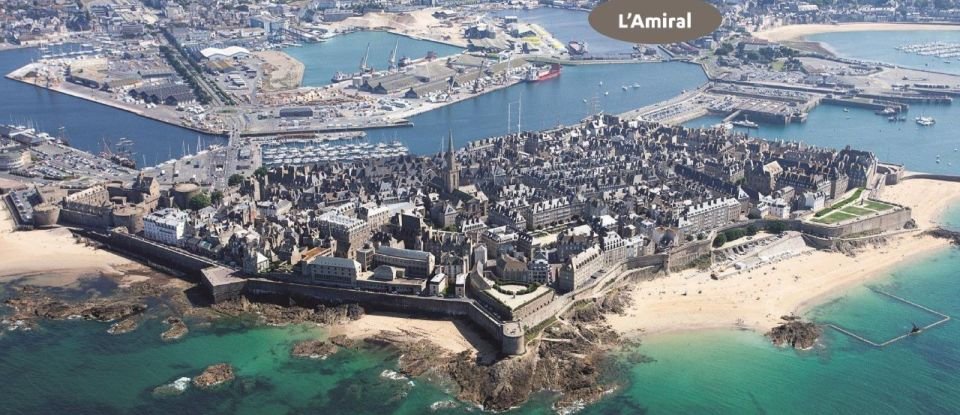 Apartment 4 rooms of 82 m² in Saint-Malo (35400)
