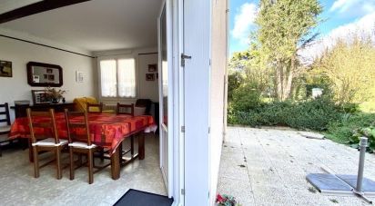 House 6 rooms of 113 m² in Niort (79000)
