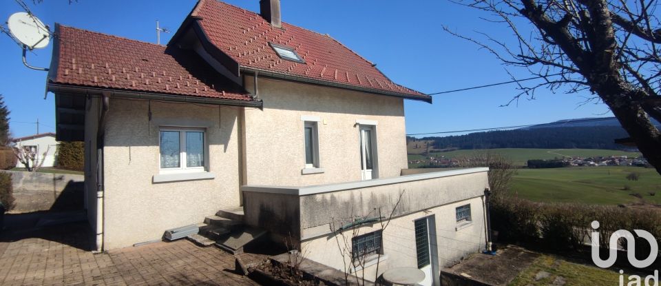 House 7 rooms of 105 m² in Les Fins (25500)