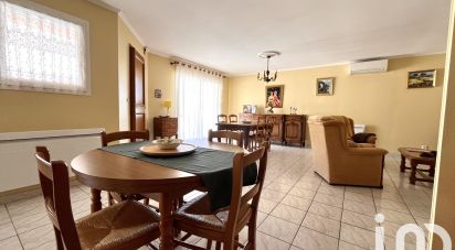 Traditional house 4 rooms of 104 m² in Fleury (11560)