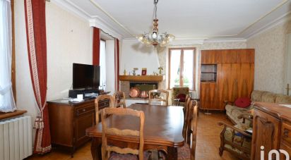 House 10 rooms of 226 m² in Usson-en-Forez (42550)