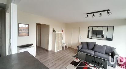 Apartment 2 rooms of 46 m² in Tours (37000)