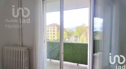 Appartement 1 pièce de 17 m² à Paris (75017)