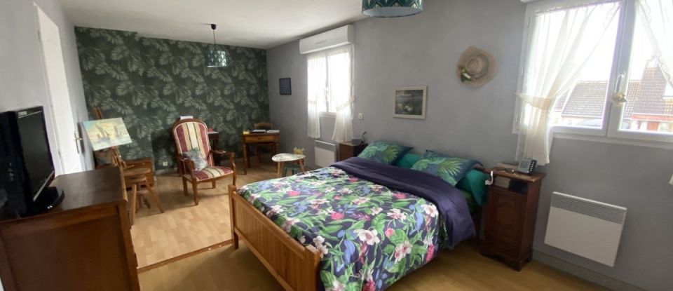 House 5 rooms of 90 m² in Villabé (91100)