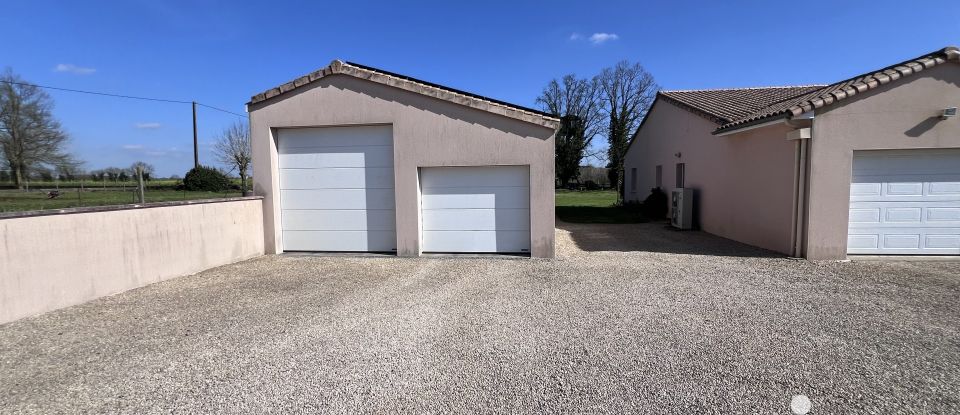 Maison traditionnelle 5 pièces de 134 m² à Faye-sur-Ardin (79160)