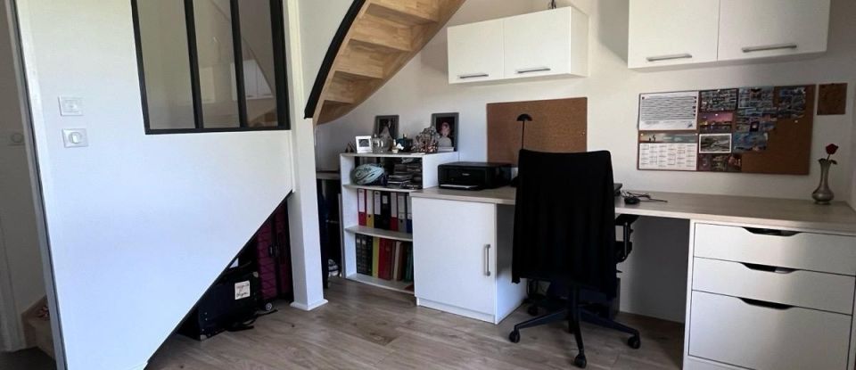 Maison traditionnelle 4 pièces de 108 m² à Aussonne (31840)