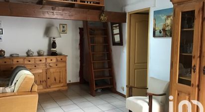 Town house 3 rooms of 81 m² in Nîmes (30900)