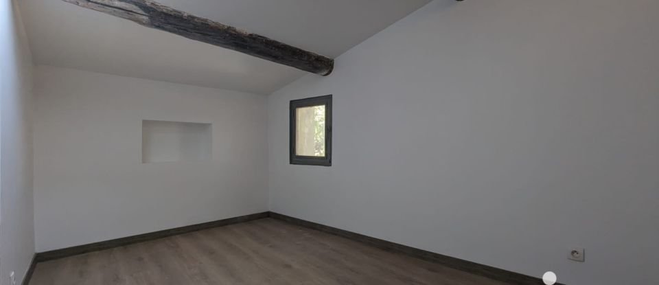 Village house 4 rooms of 87 m² in Aix-en-Provence (13290)