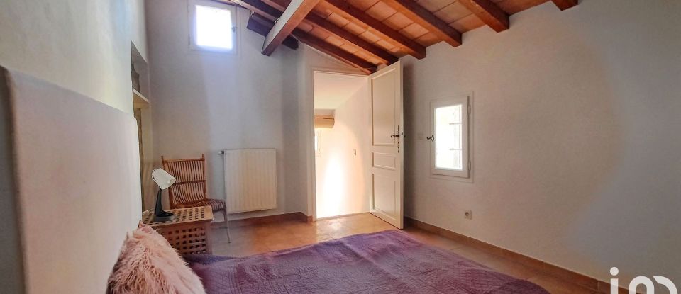 Apartment 3 rooms of 45 m² in Eyragues (13630)