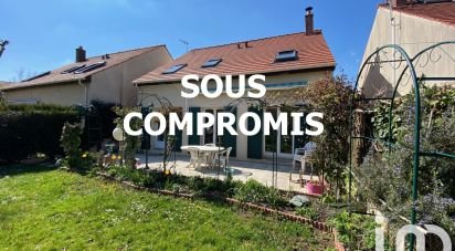 Traditional house 6 rooms of 110 m² in Orsay (91400)