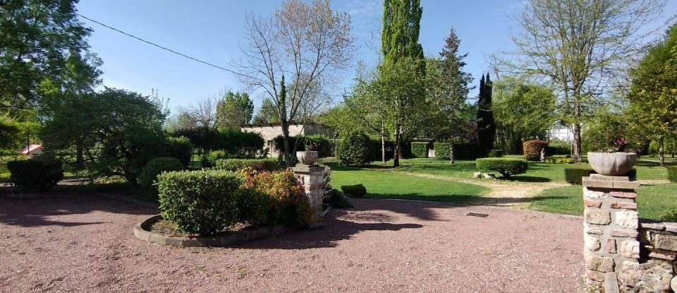 House 4 rooms of 100 m² in Penne-d'Agenais (47140)
