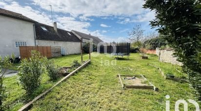 Longere 6 rooms of 165 m² in Branches (89113)