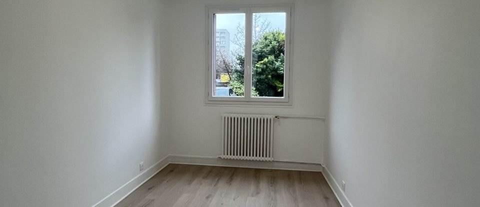 Apartment 3 rooms of 48 m² in Bagneux (92220)