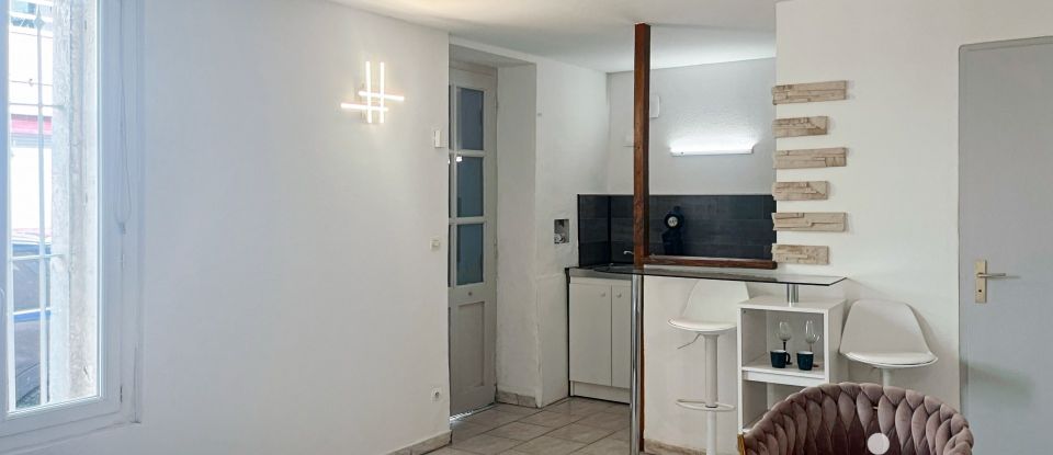 Apartment 1 room of 20 m² in Nîmes (30900)