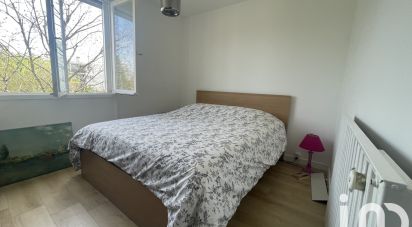 Appartement 4 pièces de 87 m² à Bordeaux (33200)