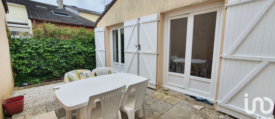 Town house 5 rooms of 120 m² in Rambouillet (78120)