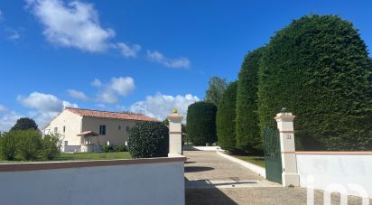Country house 6 rooms of 134 m² in VAL-DE-BONNIEURE (16230)