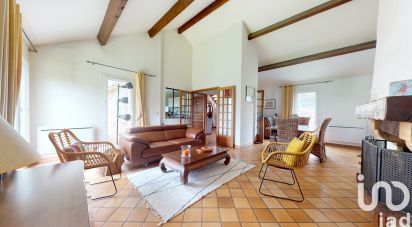 Maison traditionnelle 6 pièces de 113 m² à Bonnelles (78830)
