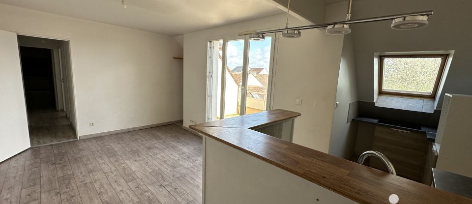 Appartement 3 pièces de 50 m² à Guignes (77390)