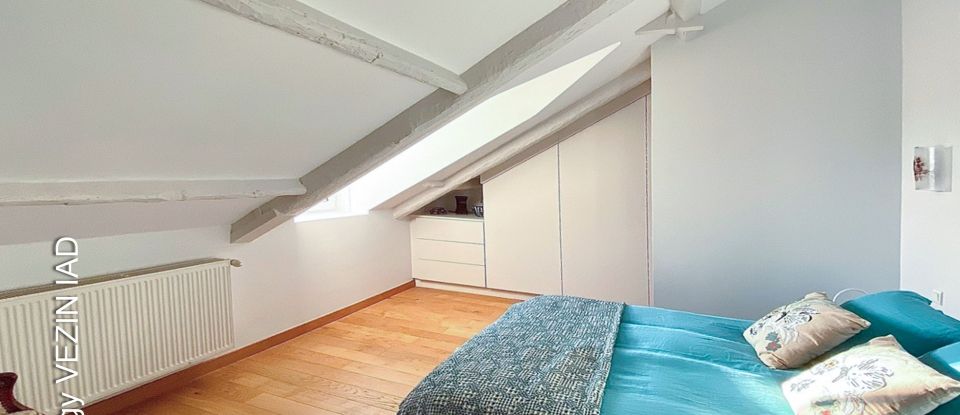 Appartement 4 pièces de 81 m² à La Rochelle (17000)