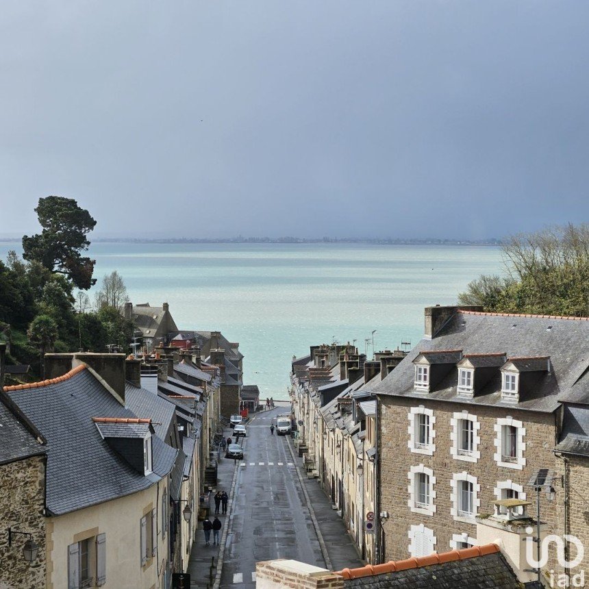 House 6 rooms of 151 m² in Cancale (35260)