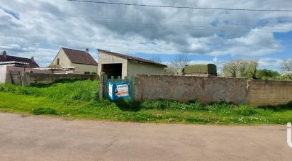 Parking of 20 m² in Courcelles-Frémoy (21460)