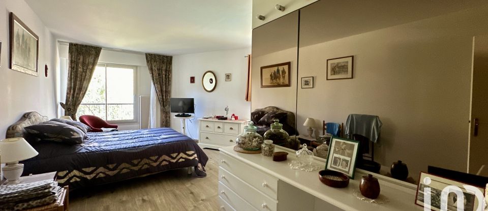 Apartment 6 rooms of 163 m² in Mandelieu-la-Napoule (06210)