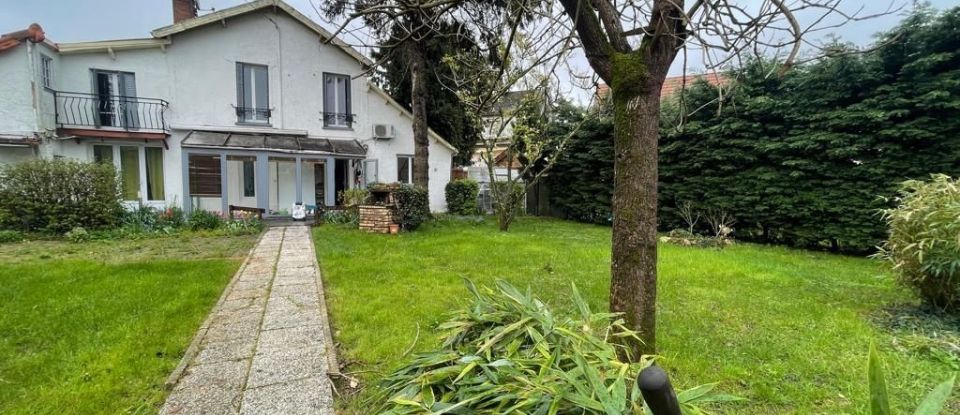 House 4 rooms of 90 m² in Savigny-sur-Orge (91600)