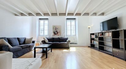 Apartment 3 rooms of 65 m² in Bordeaux (33000)
