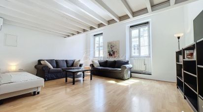 Appartement 3 pièces de 65 m² à Bordeaux (33000)