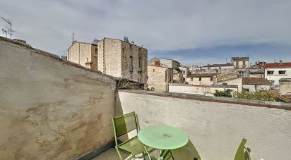 Apartment 3 rooms of 65 m² in Bordeaux (33000)
