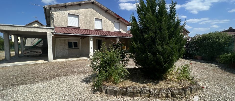 Maison 8 pièces de 329 m² à Éclaron-Braucourt-Sainte-Livière (52290)