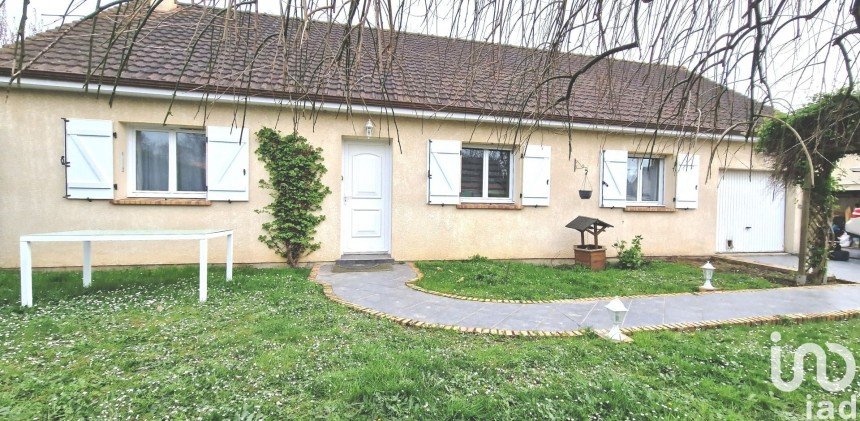 House 4 rooms of 90 m² in Cléon (76410)