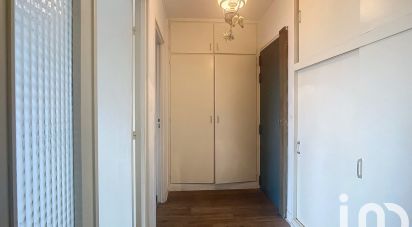 Apartment 4 rooms of 71 m² in La Garenne-Colombes (92250)