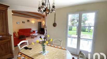 House 4 rooms of 103 m² in Loix (17111)