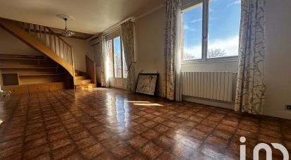 Traditional house 7 rooms of 133 m² in Varrains (49400)