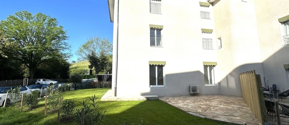 Appartement 4 pièces de 122 m² à Moirans (38430)