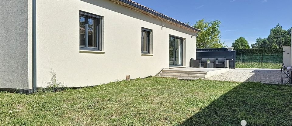 Maison 4 pièces de 99 m² à L'Isle-sur-la-Sorgue (84800)