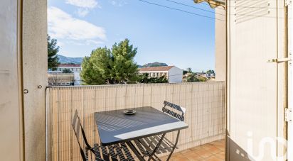 Apartment 3 rooms of 66 m² in Marseille (13009)