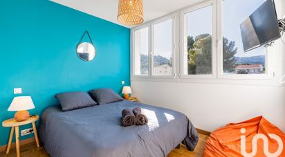 Apartment 3 rooms of 66 m² in Marseille (13009)