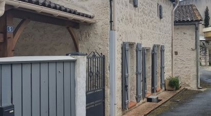 Maison de village 2 pièces de 140 m² à Montpezat (47360)
