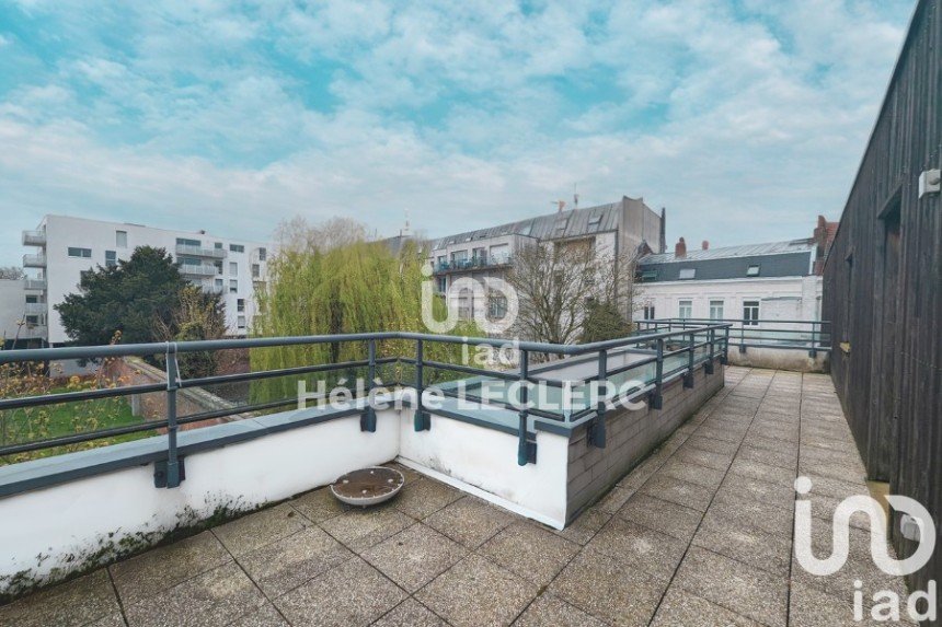 Apartment 4 rooms of 86 m² in Lille (59000)