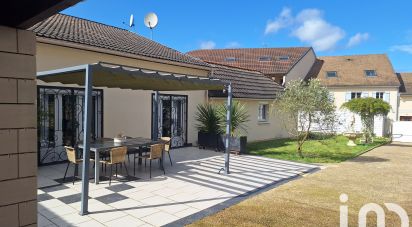 Pavilion 7 rooms of 190 m² in Domont (95330)