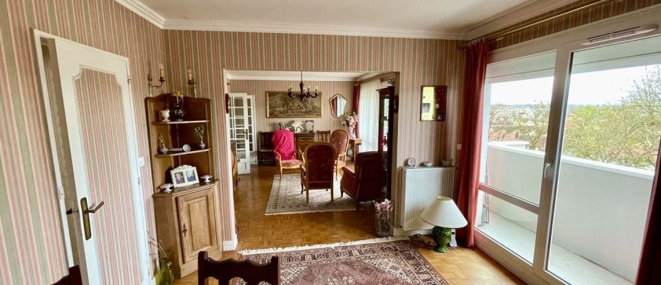 Appartement 4 pièces de 79 m² à Montereau-Fault-Yonne (77130)