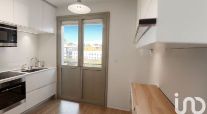 Appartement 4 pièces de 56 m² à Bordeaux (33300)
