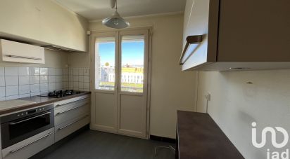 Appartement 4 pièces de 56 m² à Bordeaux (33300)