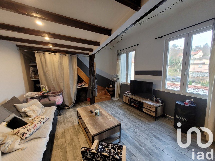 Apartment 2 rooms of 29 m² in L'Étrat (42580)