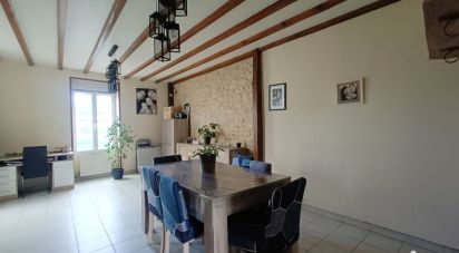House 4 rooms of 94 m² in Thouars (79100)