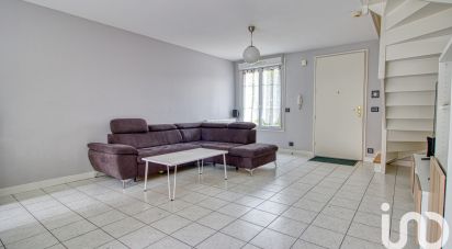 Maison 7 pièces de 130 m² à Aubergenville (78410)
